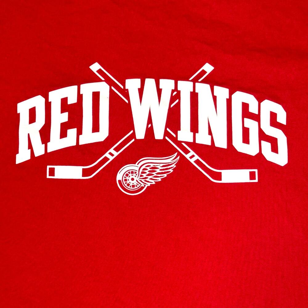 Men's Detroit Red Wings NHL Red T-Shirt Size XL Unisex 100% Cotton Hockey Merch